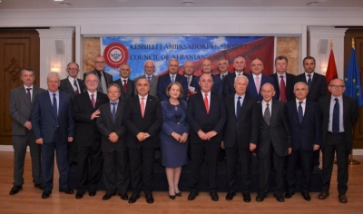 Këshilli i Ambasadorëve Shqiptarë përshëndet qeverinë e re të Kosovës.