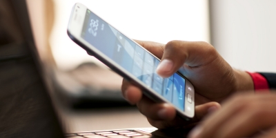 SMS-ja/ Porosia e fundit e partisë për policët: Braktisni qendrat e votimit, sillni votues