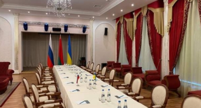 Mbi tre orë bisedime, përfundon takimi mes delegacioneve ruse dhe ukrainase