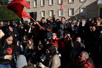 Studentët paralajmërojnë grevë urie: Do ngujohemi te Korpusi