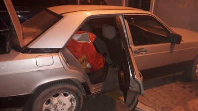 Me drogë në makinë, 22 vjeçari kundërshtoi policët, arrestohet