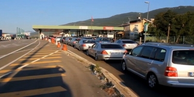 Në fundjavë, 10 mijë kosovarë në rrugën e Kombit për pushime, edhe pak ditë gratis