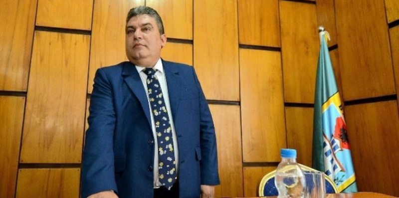 Dënohet me 2 vite e 4 muaj burg ish-kryebashkiaku i Lushnjës, nga duartrokitjet te irritimet, ja çfarë ndodhi në sallën e gjyqit