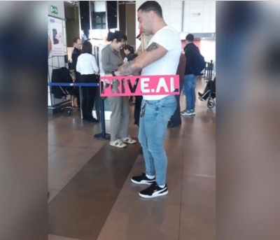 Pas ndarjes, Nora dhe Roberti kapen së bashku në aeroport (Video)