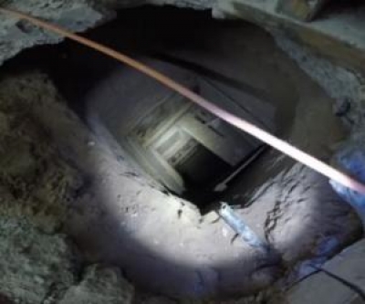 Zbulohet një tunel droge 180 metra i gjatë poshtë gardhit kufitar  (foto)