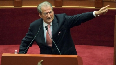 Berisha: Të shprehim solidaritet me Ukrainën! Ambasada ruse na ka kërcënuar, 'argati i Beogradit' hesht