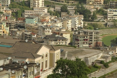 Tërmeti në Durrës kambanë alarmi, Gjirokastër debati për ndërtimet