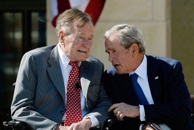 Shtrohet në spital ish-Presidenti amerikan George Bush