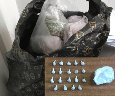 “Qelqi” zbulon heroinë dhe kanabis, 4 në pranga, makinë me qera për të fshehur gjurmët