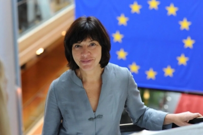 Dëbimi i mësuesit turk nga Shqipëria, reagon një tjetër eurodeputete: Kërkohet urgjentisht…