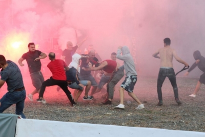 Dhuna në Tirana-Partizani/ 1 në pranga, 2 në kërkim dhe 6 të proceduar penalisht