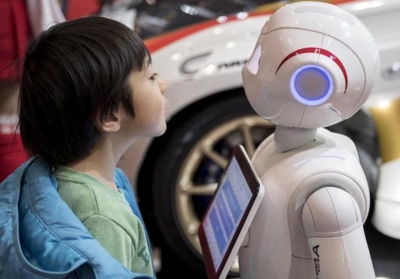 Japonia do të shpërndajë robotë për mësimin e anglishtes në 500 shkolla