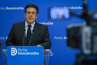 PD i përgjigjet Xhaçkës: Në një vend me drejtësi të pavarur, sot nuk do ishe në zyrë duke i dhënë tendera shokëve të burrit