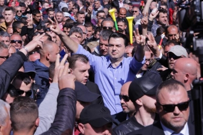 &#039;Më e madhja dhe më paqësorja&#039;/ Basha: Nesër në protestë me familjen dhe dy vajzat e mia