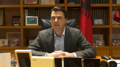 Basha propozon, Rama kopjon/ ‘Së shpejti do të shpallim gjendjen e fatkeqësisë natyrore’