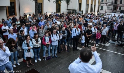 Mbrojtja e Teatrit/ ”Qëndresë deri në ngujim dhe përplasje fizike”