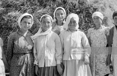 Fotot e rralla/ Si ishte Shqipëria në vitin 1964