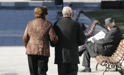 Si mund të përfitoni pension pleqërie kur nuk keni vitet e plota në librezë