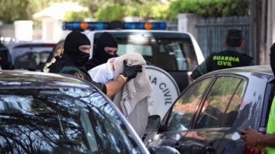 Grabisnin të huajt, arrestohet banda 15 shqiptarë