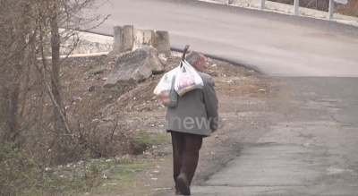 Ndalimi i lëvizjes, në Mat qytetarët detyrohen të ecim 4 orë në këmbë për ushqimet