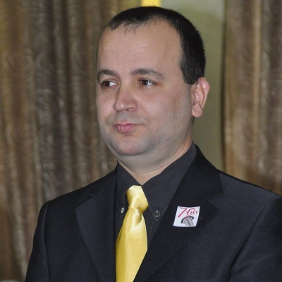 Denoncimi i Tritan Shehut: Ngjarje kriminale ne Memaliaj. Dhunohet gazetari Piro Nase