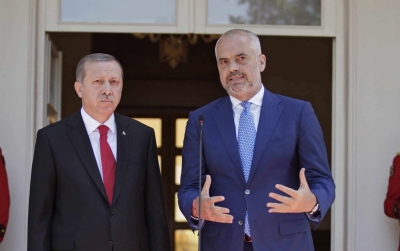 “Zelli despotik i Rexhep Taip Erdogan”, Sulltani që frymëzon Pashain Rama