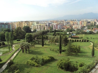 Kopshti Botanik drejt kthimit në truall ndërtimi/ Qeveria ja heq Universitetit dhe ja kalon Erion Veliajt