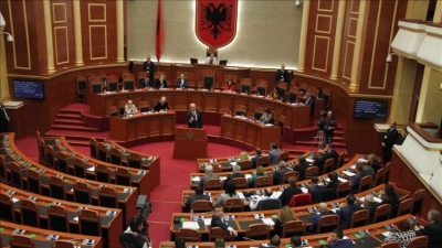 Nis seanca e parë e Kuvendit, opozita mbledhje në Shkodër