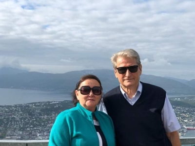 Urimi i çiftit Berisha: Gëzuar Ditën e Verës, hirushen e festave tona'!