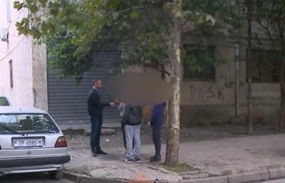Shoqet e 13 vjeçares shqiptare rrëfehen mbi ‘rrëmbimin’: E përgatiti vetë në shenjë hakmarrje ndaj prindërve