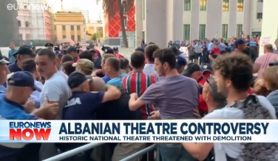 EuroNews kronikë për TK: Beteja e artistëve, qeveria do të ndërtojë kulla në tokën publike