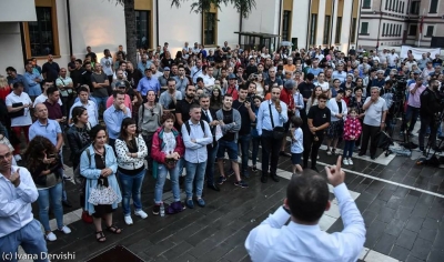 Video- E pazakontë, protesta e artistëve hyn në ditën e pestë radhazi