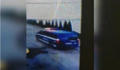 VIDEO/ Shihni si policia ndjek makinën e Sotës me 863 mijë euro dhe patentat e Tahirit