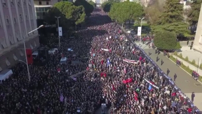 Në orën 11:00, protesta kombëtare e opozitës në Bulevardin “Dëshmorët e Kombit”|
