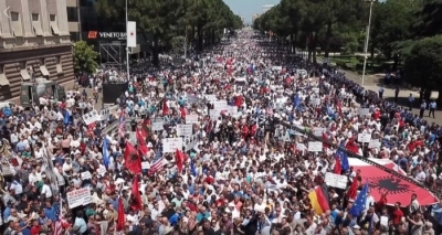 “Masivizim i revoltës dhe tubim paqësor, sukses i madh i protestës”