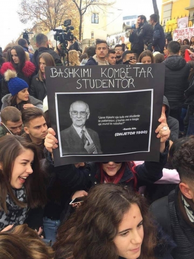 &quot;Nuk jeni shumica&quot;, studentët paralajmërojnë Ramën: Kështu si ty fliste edhe Ramiz Alia!