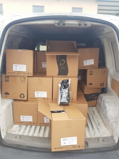 Kthehen mbrapsht në doganë, mijëra kg qumësht pluhur nga Serbia dhe kafe nga Kosova