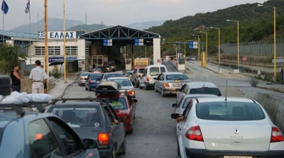 Greqia shënon viktimën e tretë nga koronavirusi, Shqipëria mbyll kufijtë me shtetin fqinj