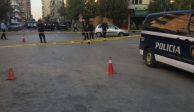 Detajet/ Ja si u grabit pika e kreditimit pranë ‘Zogut të Zi’ nga një person i armatosur