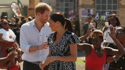 Markle padit median. Princi Harry: Historia përsëritet, njësoj si me mamanë time