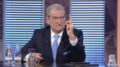 “Kosova varrosi Mini-Shengenin”, Berisha: Një nga shtyllat ishte popullimi i Shqipërisë nga serbët