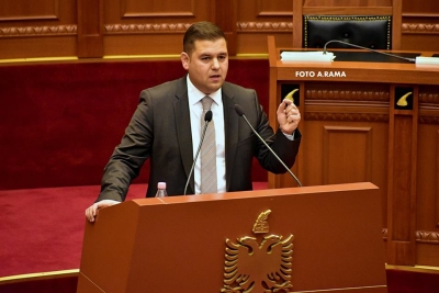 Braimllari: Rama me Batonat e tij duan të shesin një komb të tërë