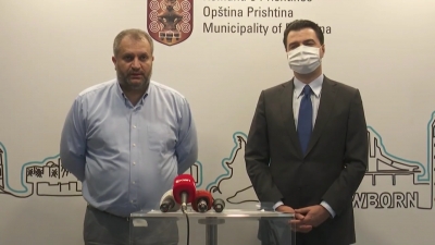Basha në Prishtinë, deklarate para mediave së bashku me Shpend Ahmetin