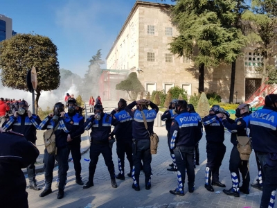 Policia urdhëron arrestimet për protestën, por ende nuk sqaron kush janë kriminelët e rrezikshëm që do vinin në Tiranë