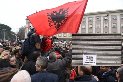 Studentët nuk ndalen as nesër, i bashkohet edhe biznesi