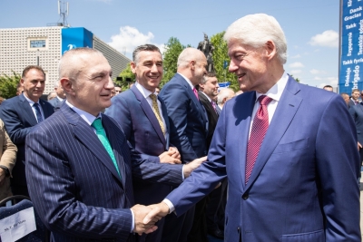 Festimet në Kosovë, Meta takim me Clinton dhe qytetarët