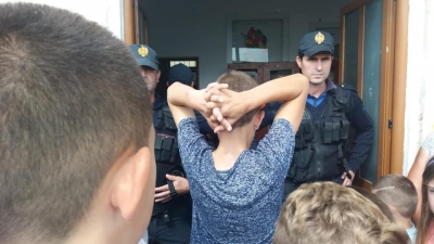 Skandaloze/ Boçi: Forca speciale kundër fëmijëve, fjala ‘TURP’ nuk mjafton