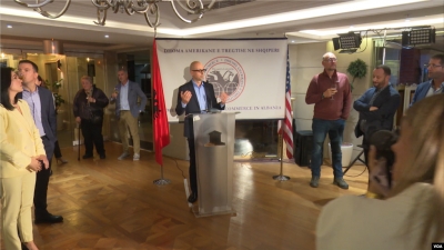 Tiranë: Dhoma Amerikane e Tregtisë organizon "Kthim në Punë"