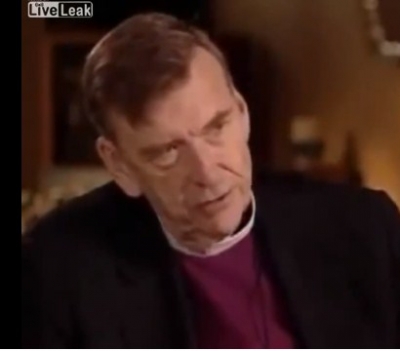 Prifti që tronditi botën: Feja është një biznes (VIDEO)