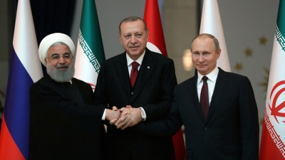 Turqia e Erdoganit, proruse dhe antiamerikane, tërheq ambasadorët nga SHBA dhe Izraeli